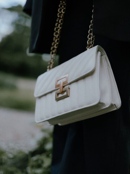 Quilted Chain Shoulder Bag - White